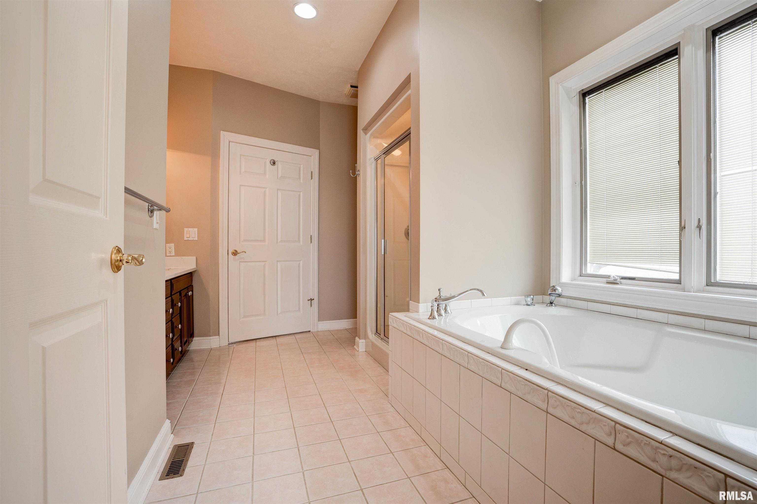 2520 Bayfield Road Muscatine, IA 52761 - Photo 25 of 84 Gallery Image 25