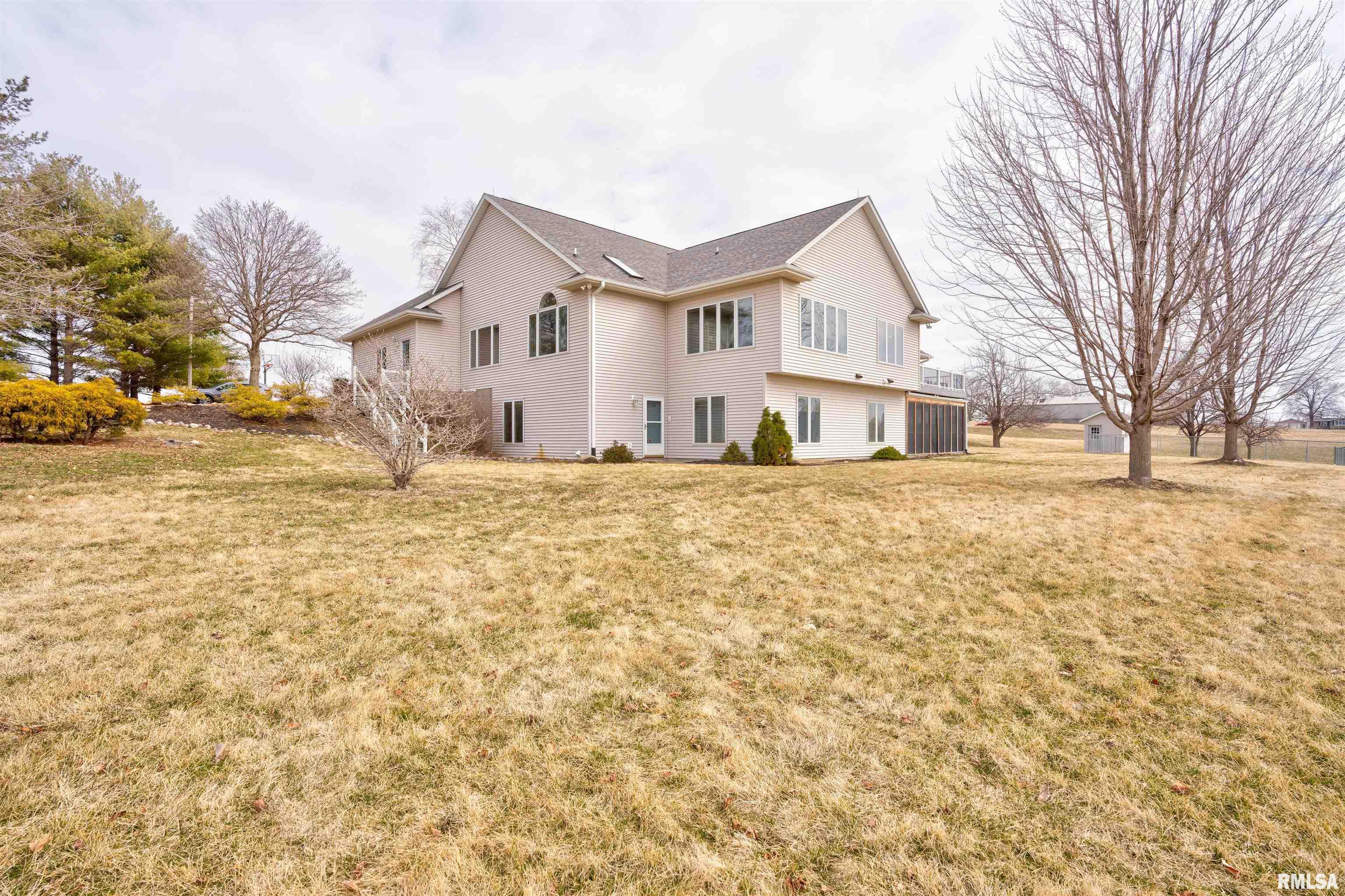 2520 Bayfield Road Muscatine, IA 52761 - Photo 83 of 84 Gallery Image 83