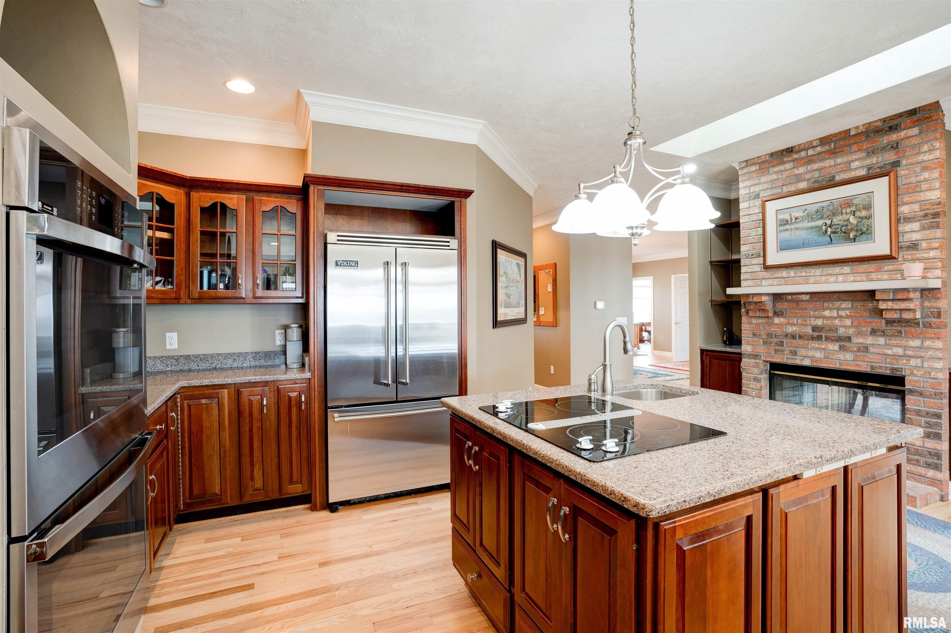 2520 Bayfield Road Muscatine, IA 52761 - Photo 10 of 84 Gallery Image 10