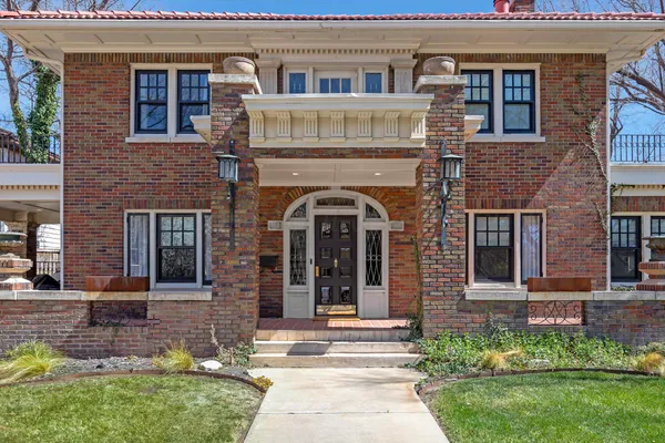 $869,000 | 2423 South Hughes Street, Amarillo, TX 79109