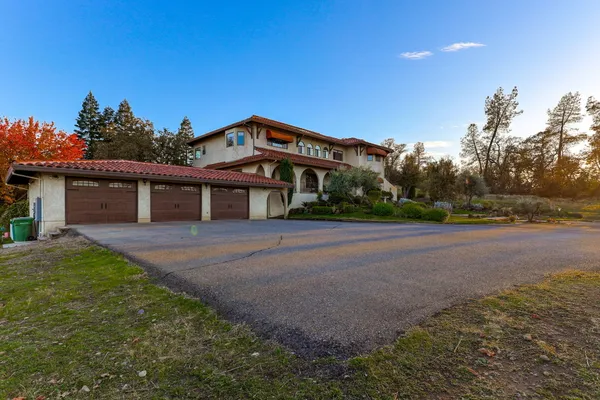 $1,900,000 | 22797 Silverlode Lane, Palo Cedro, CA 96073