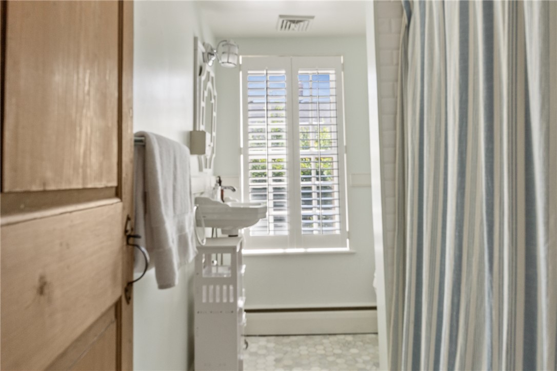 35 2nd Street Newport, RI 02840 - Photo 24 of 47