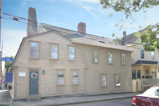 $6,750 | 35 2nd Street, Newport, RI 02840