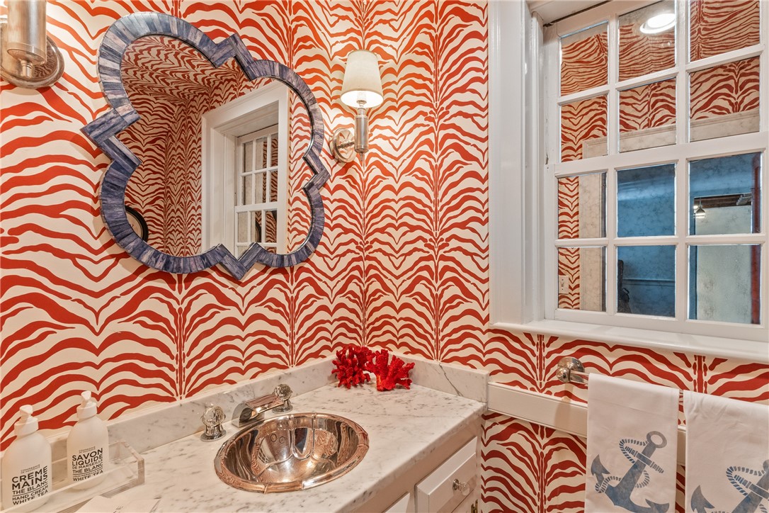 35 2nd Street Newport, RI 02840 - Photo 6 of 47