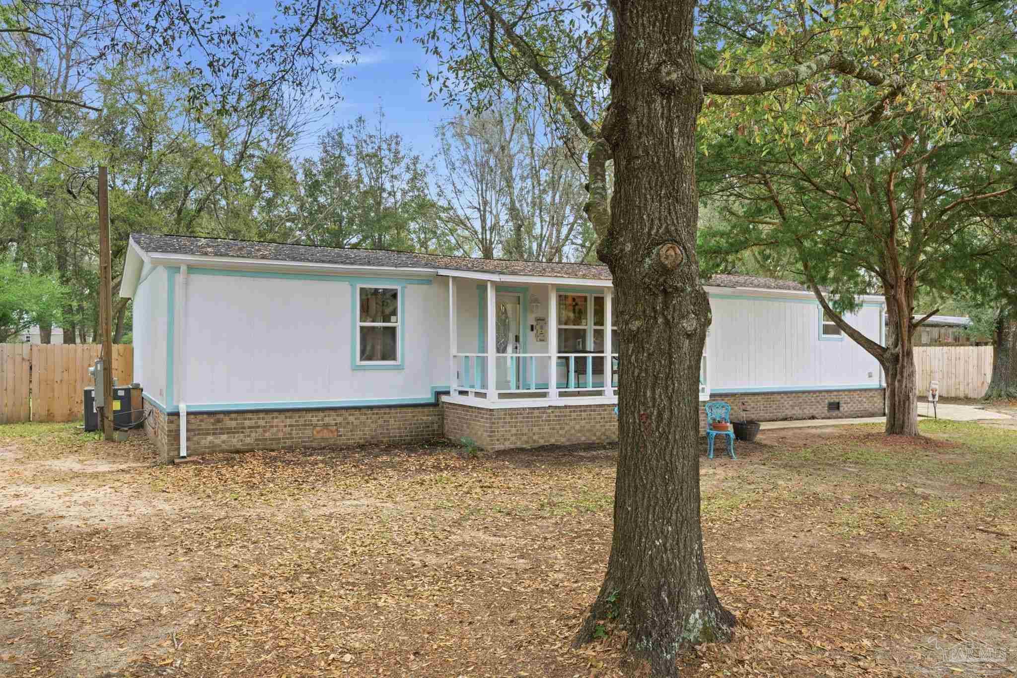 4342 Lindsey Lane Pace, FL 32571 - Photo 2 of 33