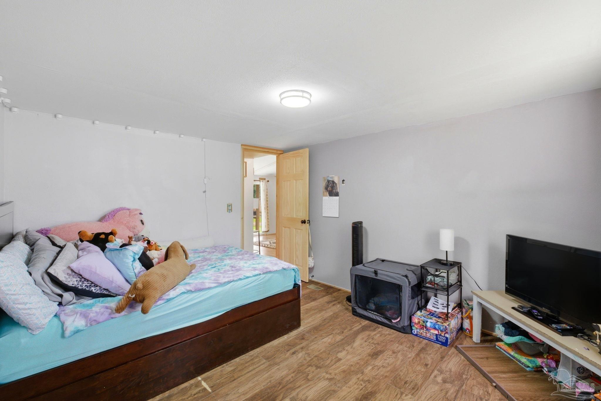 4342 Lindsey Lane Pace, FL 32571 - Photo 21 of 33