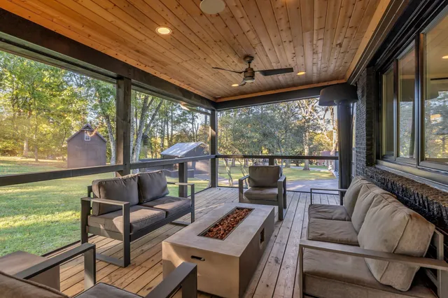 $1,200,000 | 200 Overlook Drive, Franklin, TN 37069