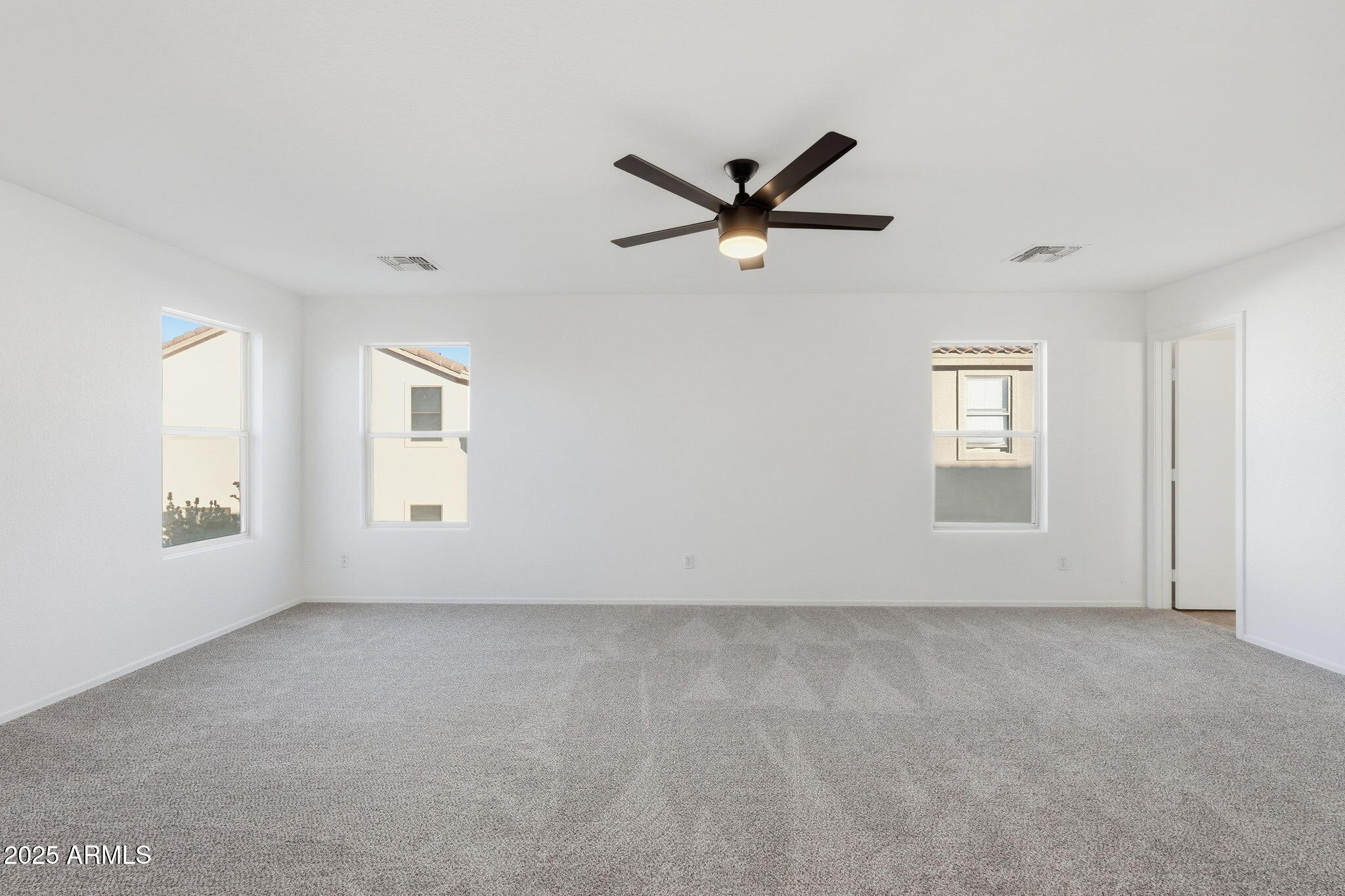 3287 South Bowman Road Apache Junction, AZ 85119 - Photo 19 of 40 a view of empty room with window