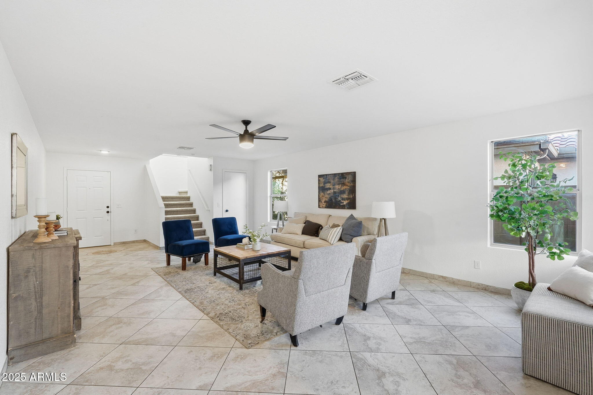 3287 South Bowman Road Apache Junction, AZ 85119 - Photo 7 of 40 a living room with furniture