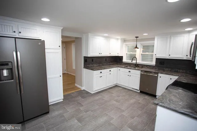 $1,400 | 7473 Lincoln Way West, St. Thomas, PA 17252