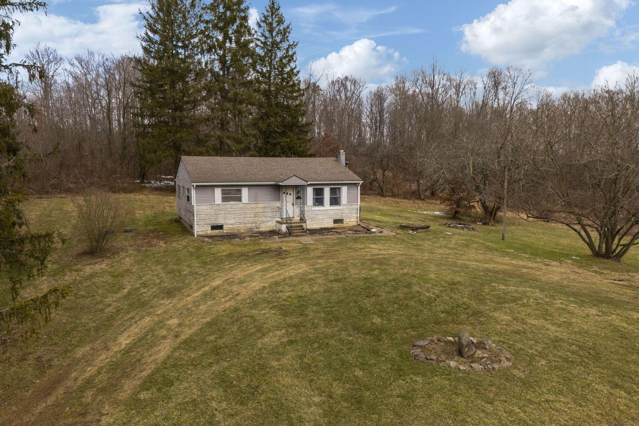 25816 Goosecreek Road McArthur, OH 45651 - Photo 4 of 34 Front View - 25816 Goosecreek Road, McArthur, OH 45651