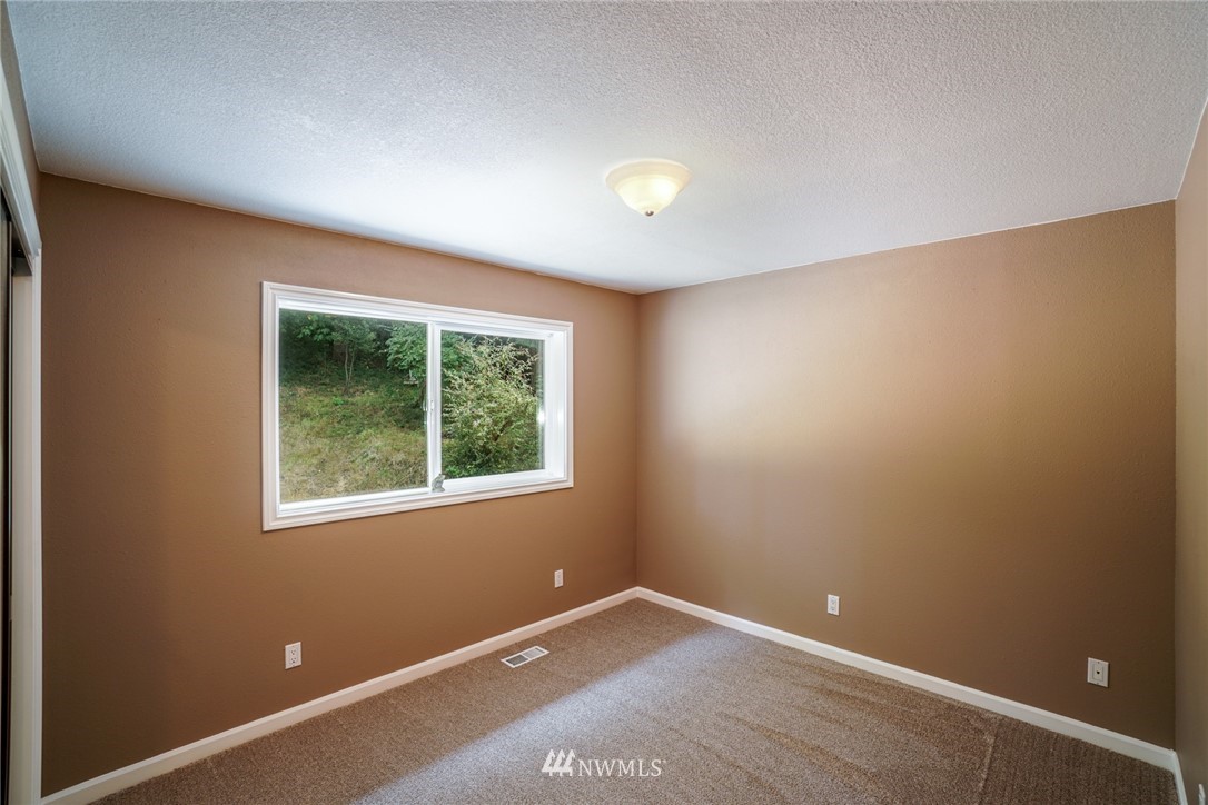 5601 Northwest 314th Circle Ridgefield, WA 98642 - Photo 14 of 26