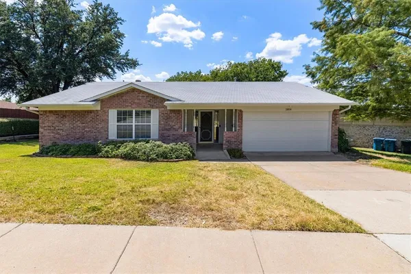 $329,000 | 1804 Westwood Circle, Carrollton, TX 75006