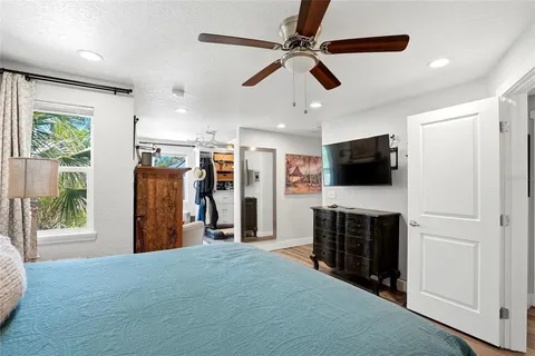 $1,795,000 | 140 13th Avenue Northeast, St. Petersburg, FL 33701