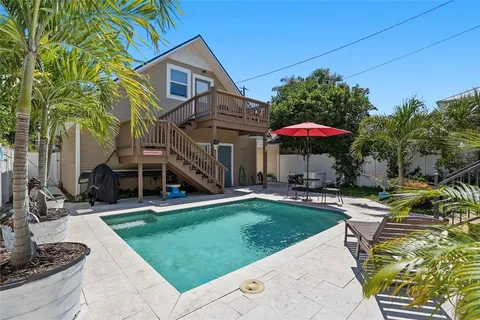 $1,795,000 | 140 13th Avenue Northeast, St. Petersburg, FL 33701
