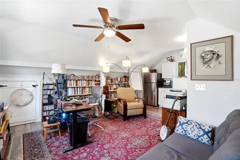 $1,795,000 | 140 13th Avenue Northeast, St. Petersburg, FL 33701