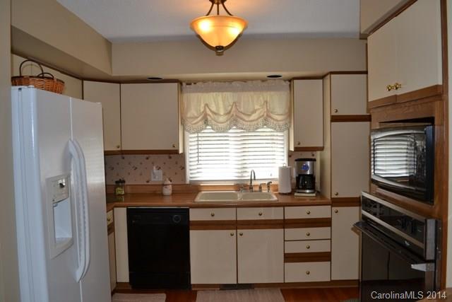 1734 Craig Farm Road Lancaster, SC 29720 - Photo 3 of 12 Gallery Image 3