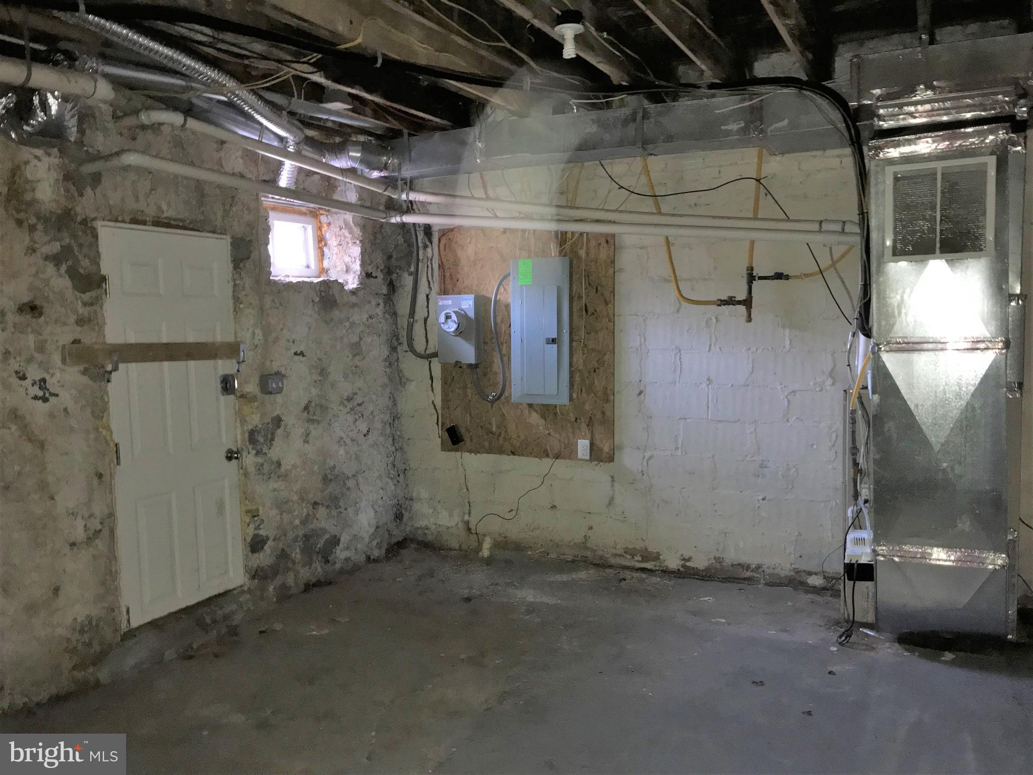 924 North Rosedale Street Baltimore, MD 21216 - Photo 11 of 24 Basement
