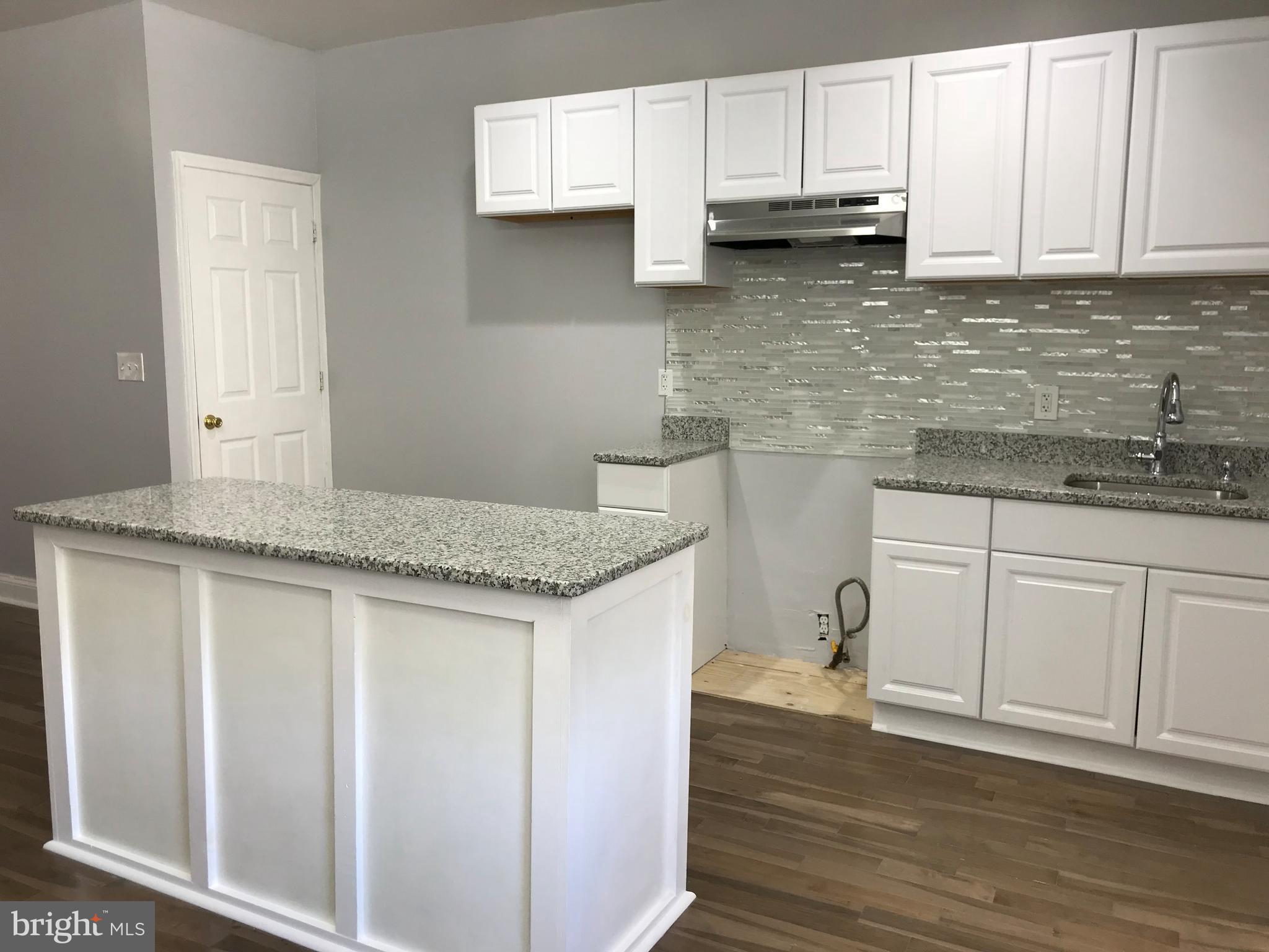 924 North Rosedale Street Baltimore, MD 21216 - Photo 3 of 24 Kitchen