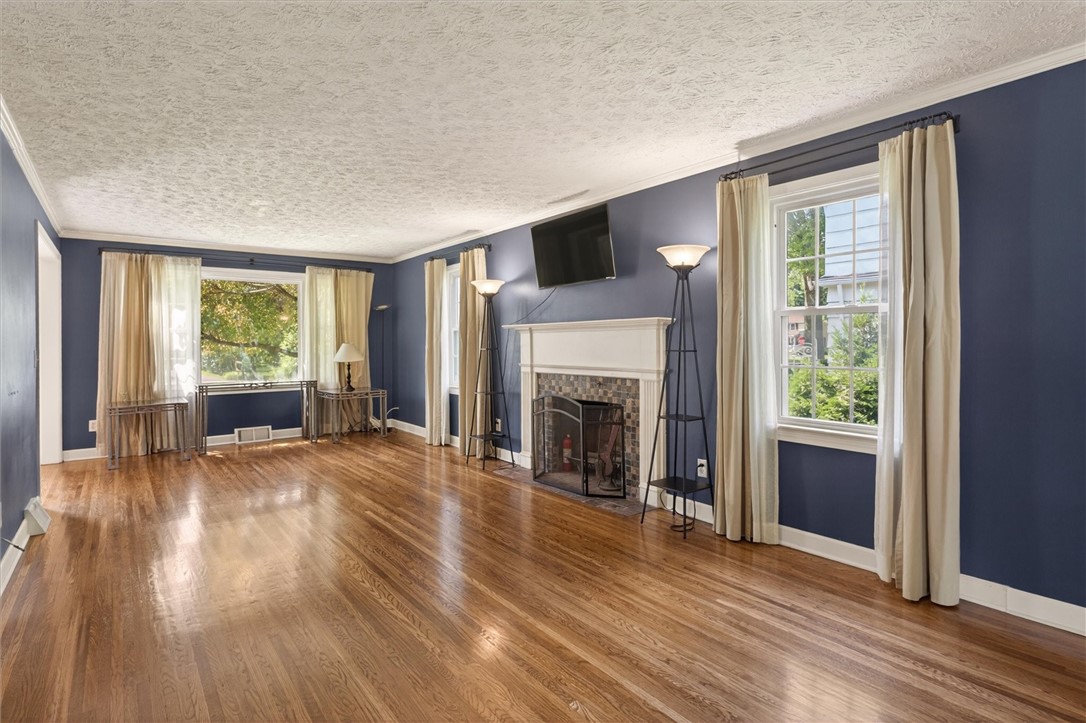 1792 Winton Road North Irondequoit, NY 14609 - Photo 19 of 48
