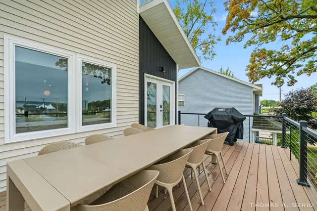 $399,900 | 593 West Webster Avenue, Muskegon, MI 49440