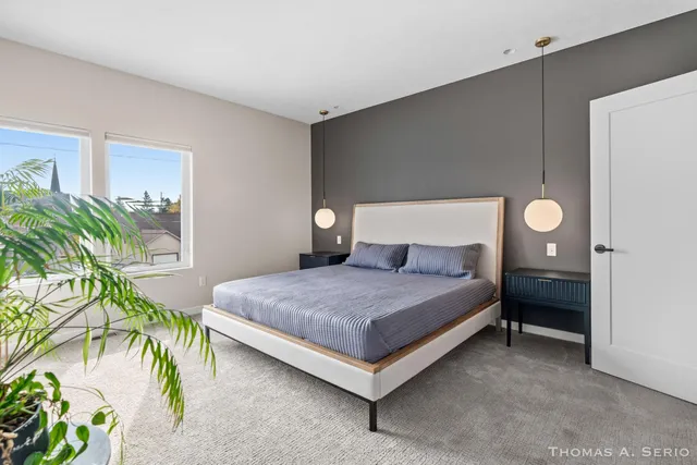 $399,900 | 593 West Webster Avenue, Muskegon, MI 49440