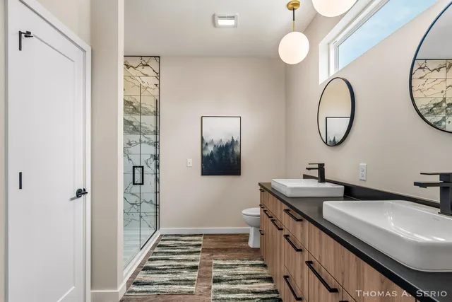 $399,900 | 593 West Webster Avenue, Muskegon, MI 49440