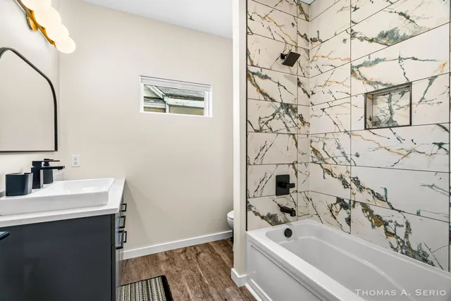 $399,900 | 593 West Webster Avenue, Muskegon, MI 49440