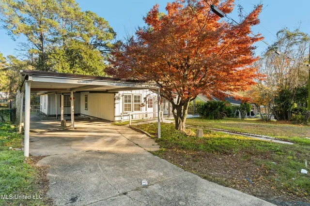 $209,000 | 612 John Street, Hattiesburg, MS 39401