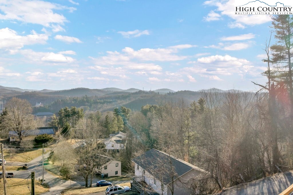 140 Alexander Drive Boone, NC 28607 - Photo 29 of 35