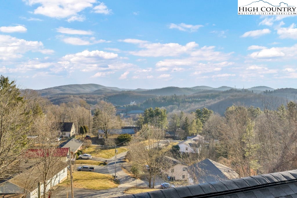 140 Alexander Drive Boone, NC 28607 - Photo 30 of 35