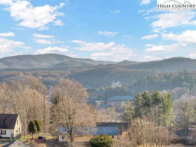 $399,000 | 140 Alexander Drive, Boone, NC 28607