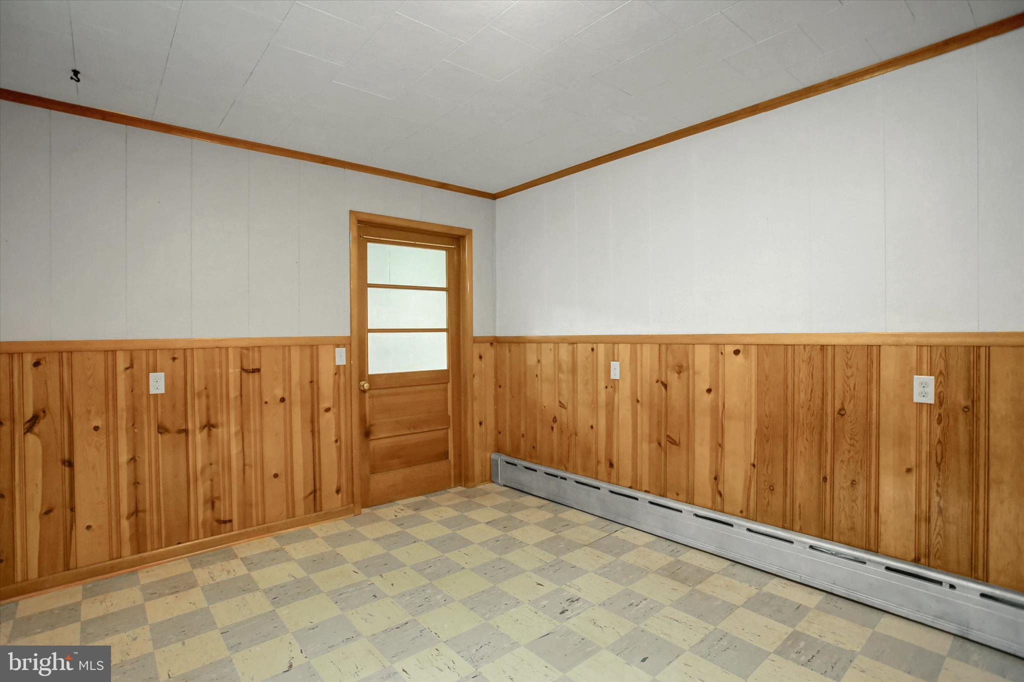 5156 Peach Orchard Road McConnellsburg, PA 17233 - Photo 13 of 34 a view of an empty room