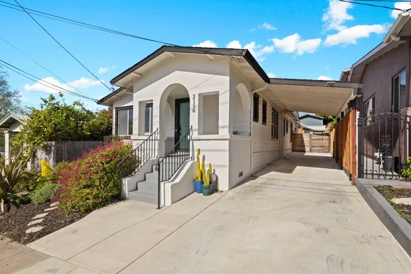 $995,000 | 3156 Texas Street, Oakland, CA 94602