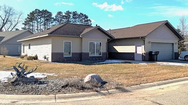 $307,000 | 4240 Irvine Avenue Northwest, Unit 34, Bemidji, MN 56601