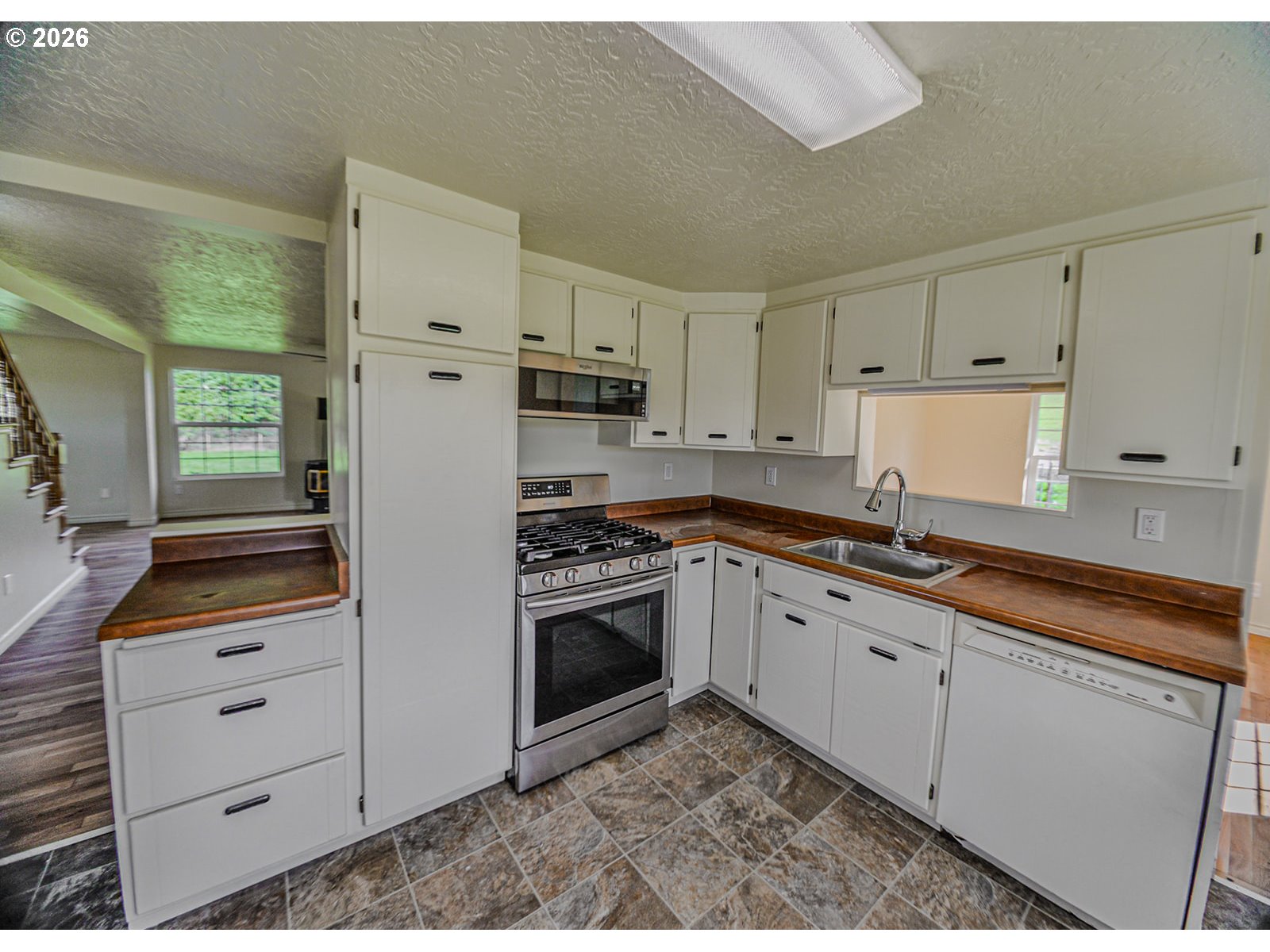 27163 Old Rainier Road Rainier, OR 97048 - Photo 15 of 48