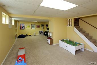 2008 Hunters Field Road St. Louis, MO 63122 - Photo 17 of 21 Gallery Image 17