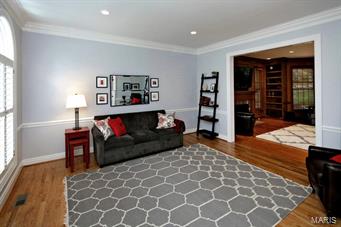 2008 Hunters Field Road St. Louis, MO 63122 - Photo 3 of 21 Gallery Image 3