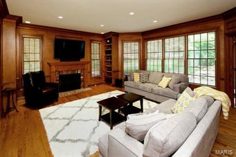 2008 Hunters Field Road St. Louis, MO 63122 - Photo 6 of 21 Gallery Image 6