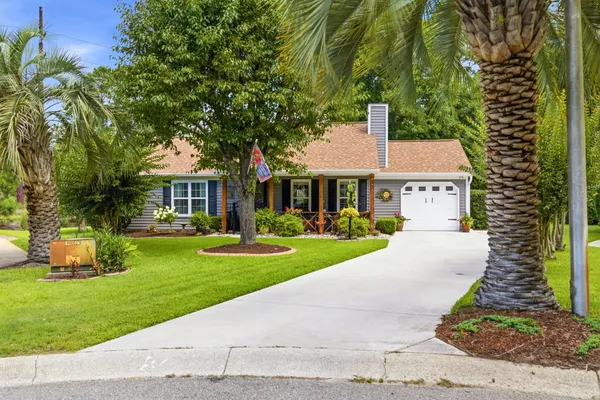 $399,900 | 1319 Carolina Wren Lane, Murrells Inlet, SC 29576