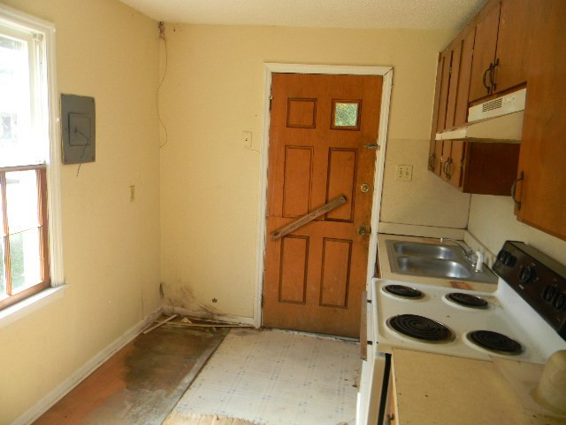 891-897 State Rd S-38-252 Orangeburg, SC 29115 - Photo 11 of 33 Photo 11