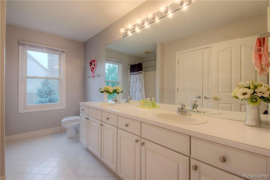 46401 Mornington Road Canton, MI 48188 - Photo 43 of 56