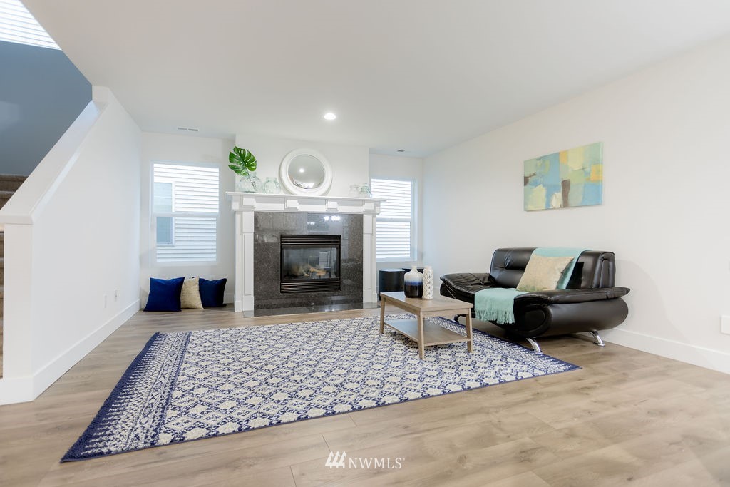 254 Ferndale Avenue Northeast Renton, WA 98056 - Photo 12 of 25 Gallery Image 12
