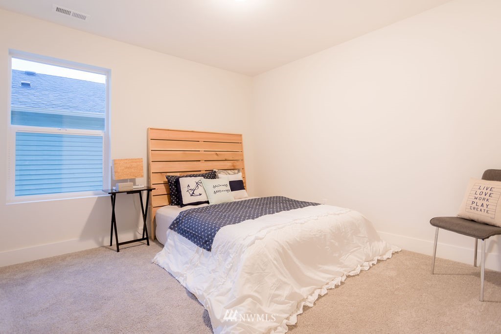 254 Ferndale Avenue Northeast Renton, WA 98056 - Photo 17 of 25 Gallery Image 17