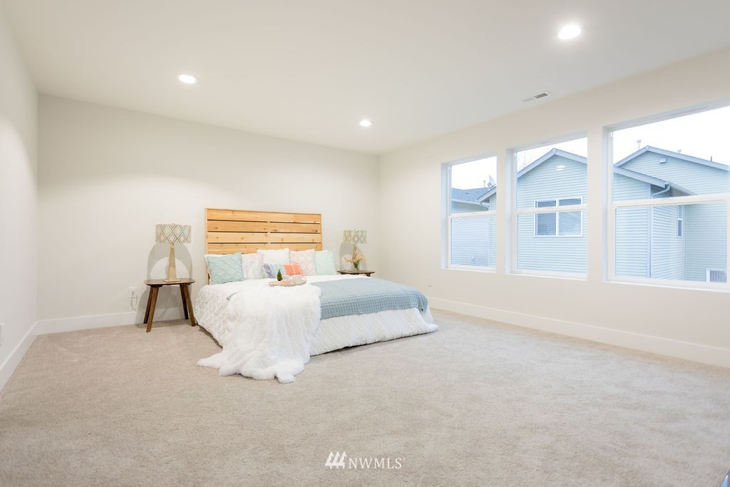 254 Ferndale Avenue Northeast Renton, WA 98056 - Photo 19 of 25 Gallery Image 19