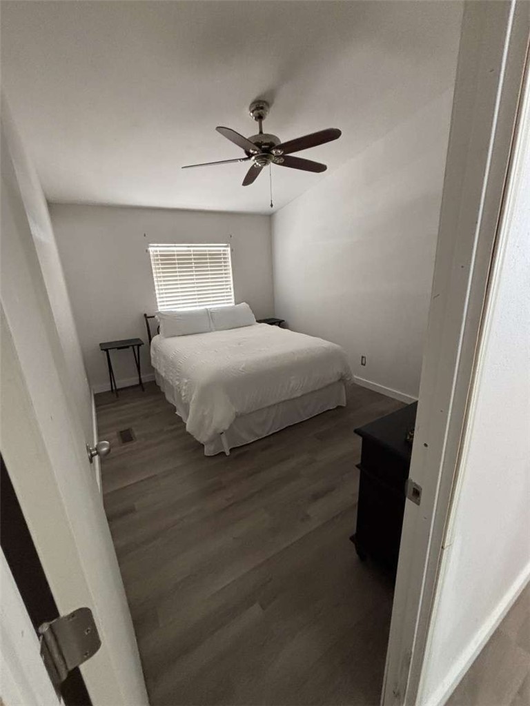 1770 Riviera Drive Blythe, CA 92225 - Photo 7 of 23 a bedroom with a bed and a window