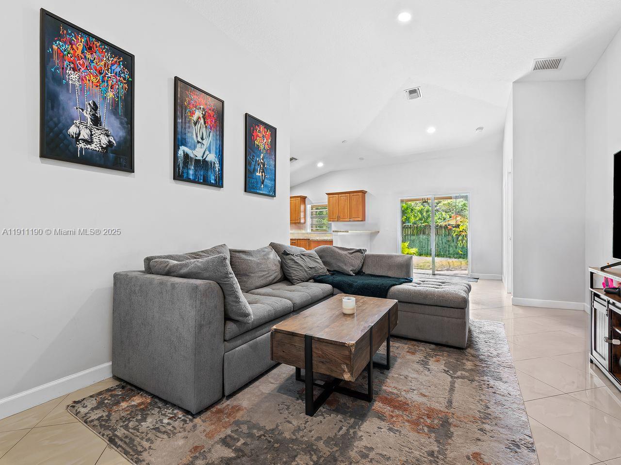 230 Ipswich Street Boca Raton, FL 33487 - Photo 7 of 17