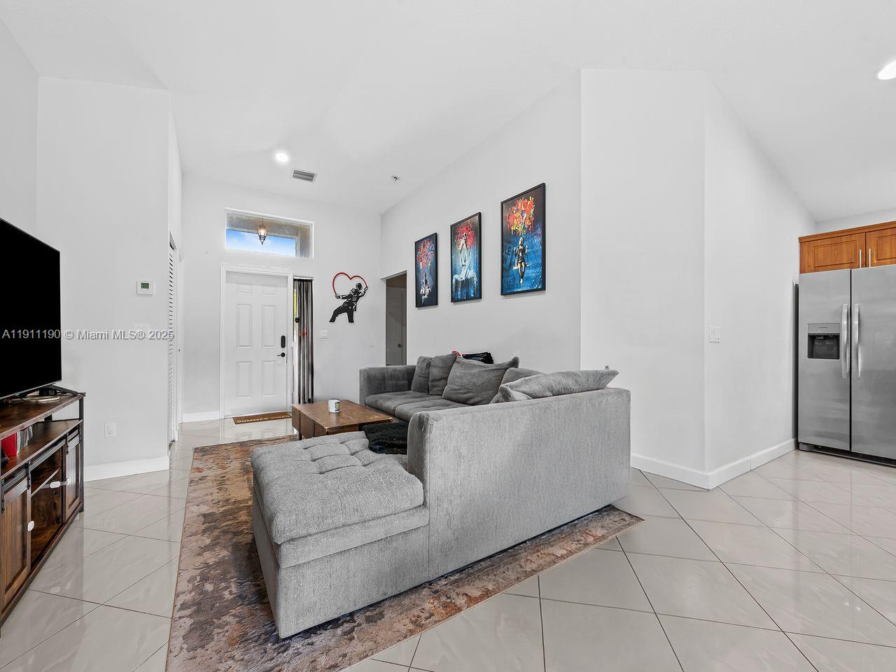 230 Ipswich Street Boca Raton, FL 33487 - Photo 8 of 17