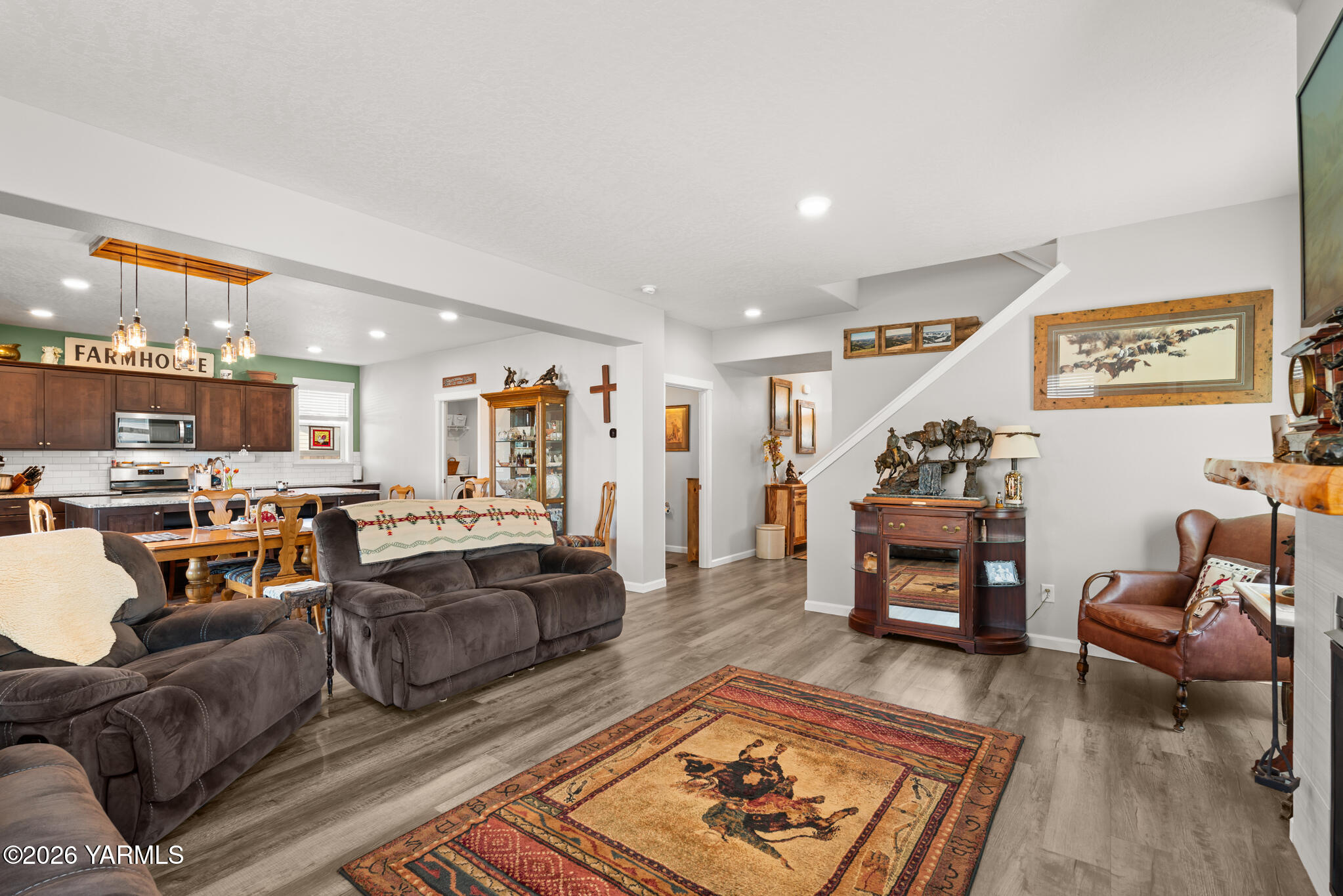 313 Ruby Avenue Grandview, WA 98930 - Photo 13 of 50 DSM00204