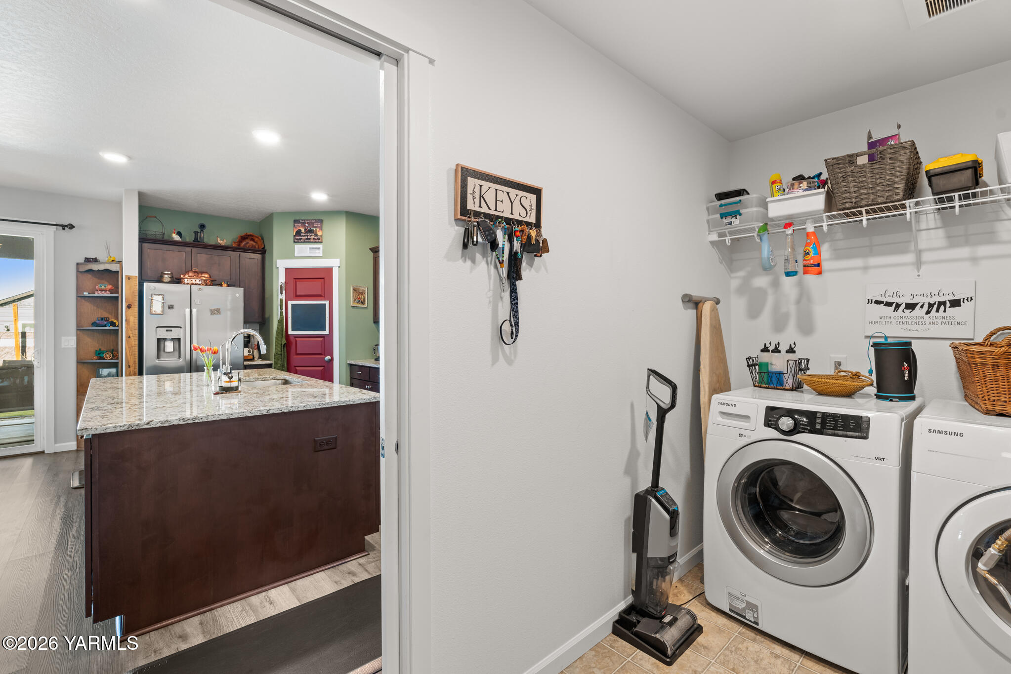 313 Ruby Avenue Grandview, WA 98930 - Photo 21 of 50 DSM00234